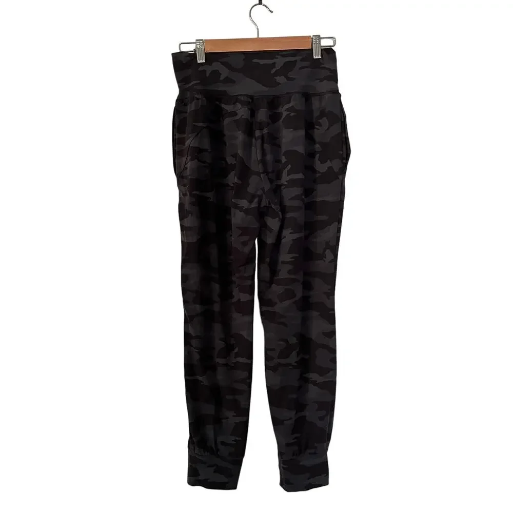 Athleta Salutation Camo Jogger Women's Size Medium Activewear Leggings - Picture 2 of 5